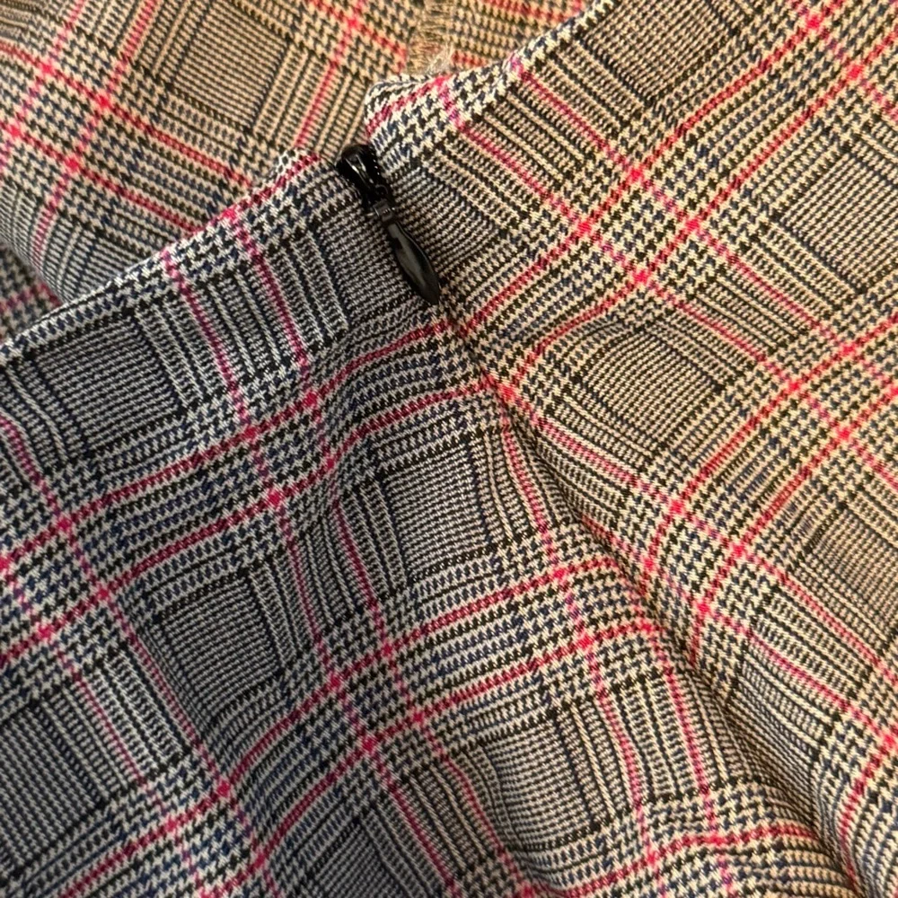 Wild Fable Plaid Skort - Gray and Red Small